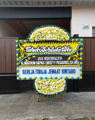 Papan Bunga Duka di Mangkang Wetan